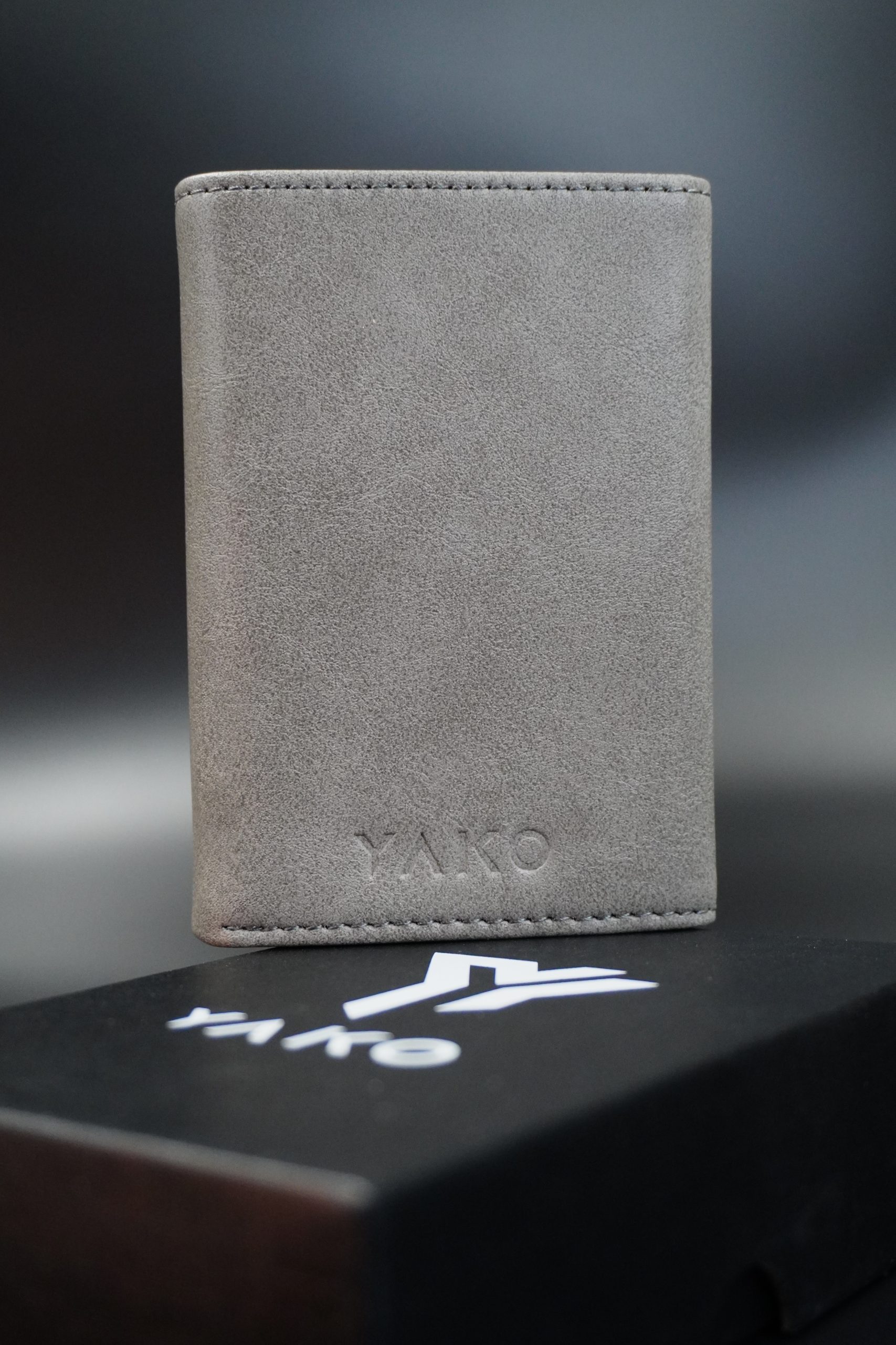 Combo Reloj línea Naviforce + Billetera tarjetero - Image 11