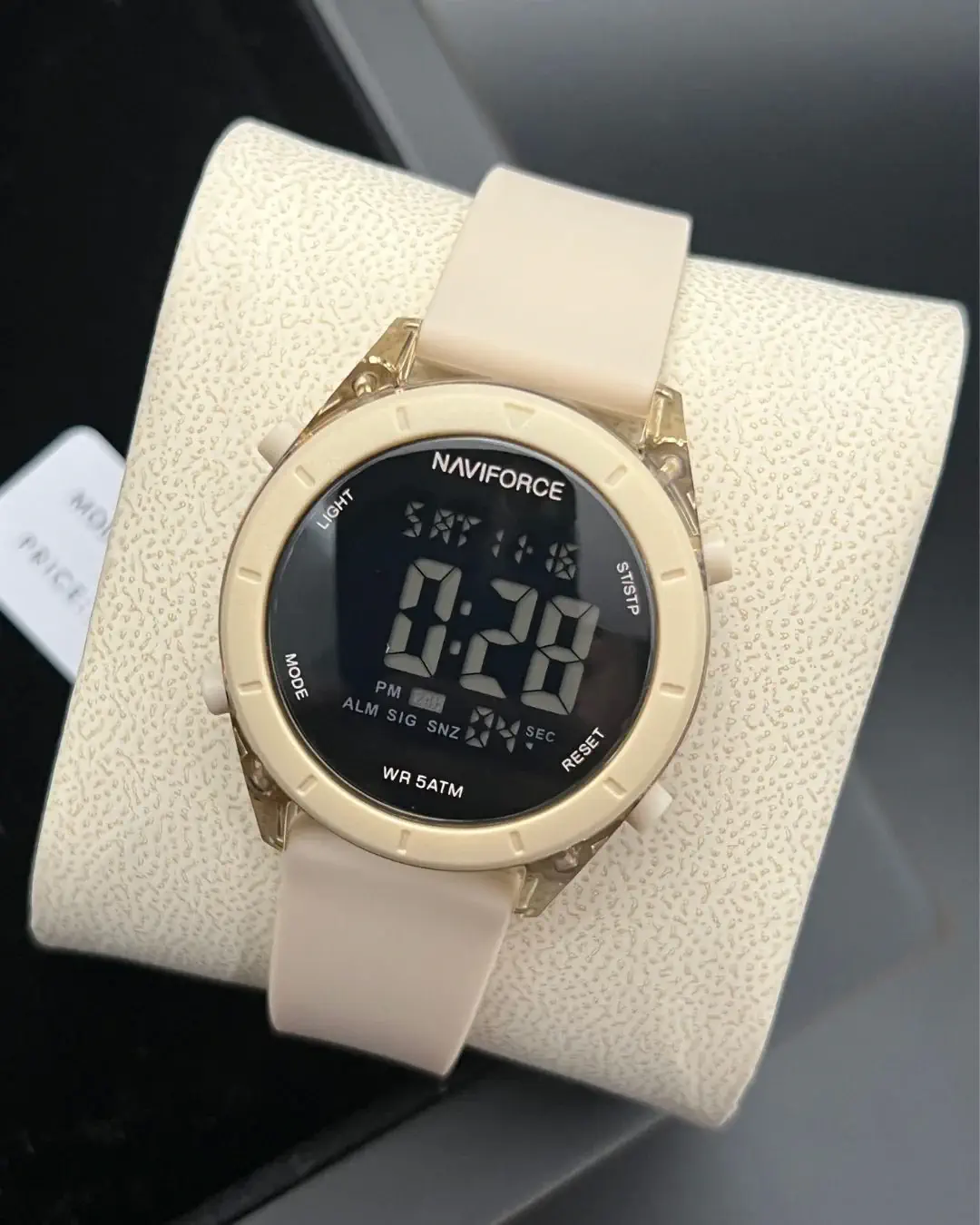 Reloj Femenino Naviforce Digital Beige - Image 3